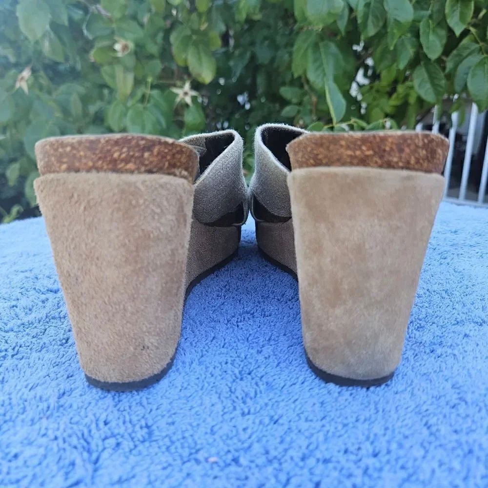Donal J Pliner wedge sandals - Picture 2 of 8